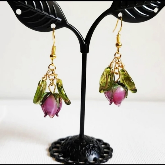 Handmade Roses Earrings - Picture 2 of 2